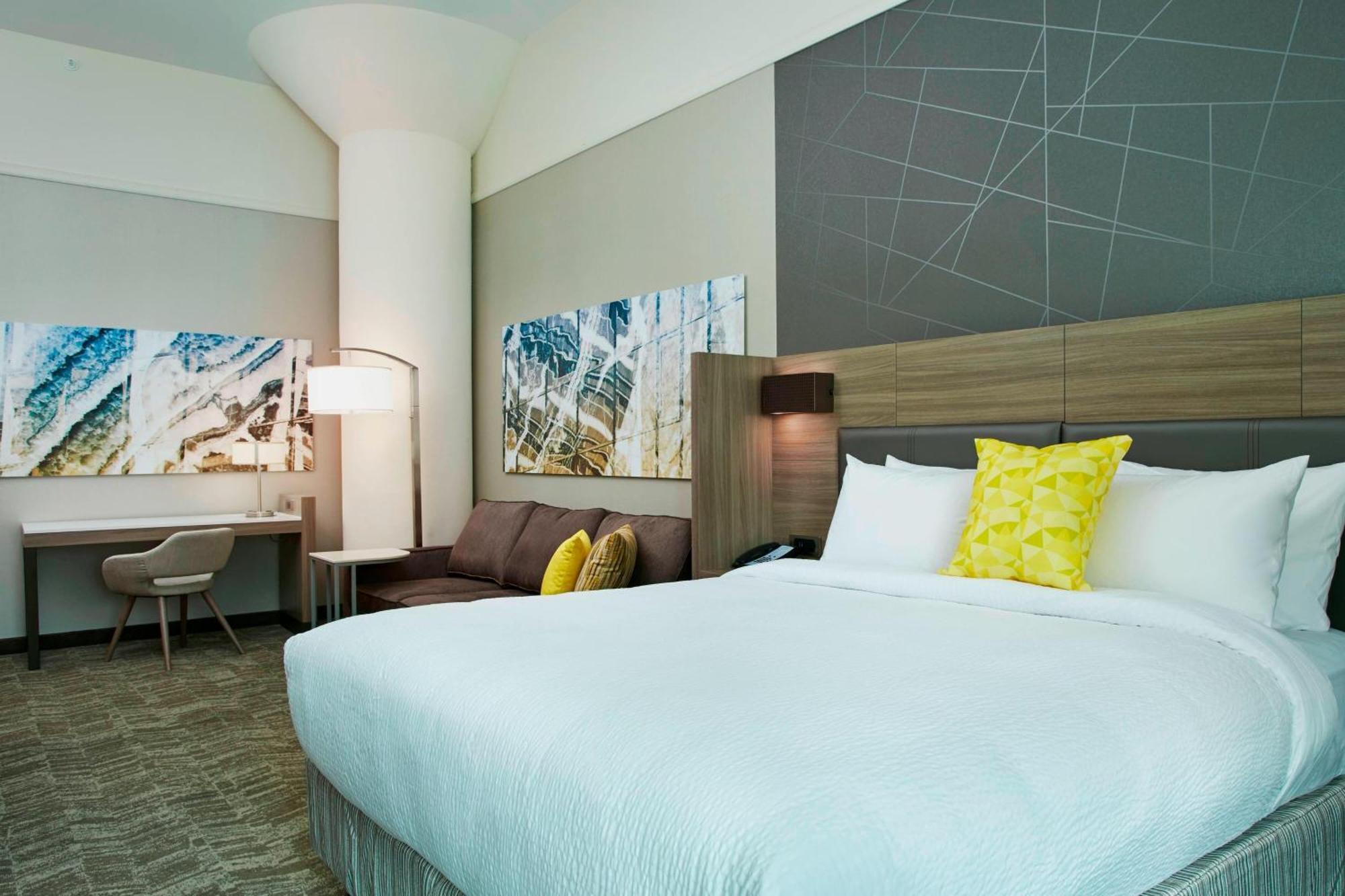 Springhill Suites By Marriott Milwaukee Downtown Екстер'єр фото